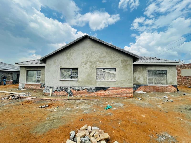 3 Bedroom Property for Sale in Waterval East North West